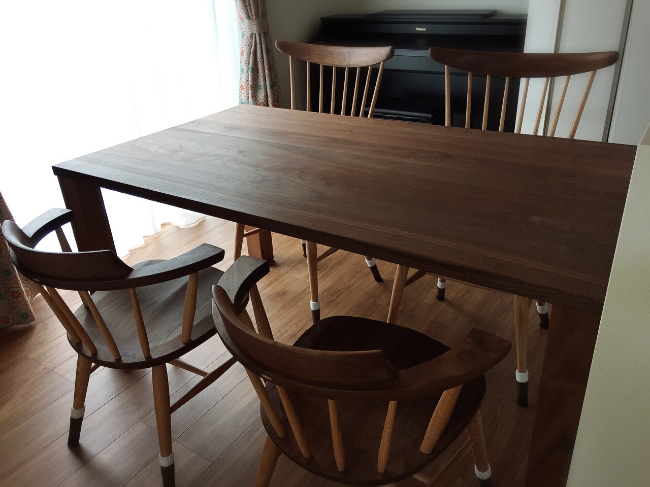 アクタス】Symphony（シンフォニー) リビングテーブル 85 【公式通販】